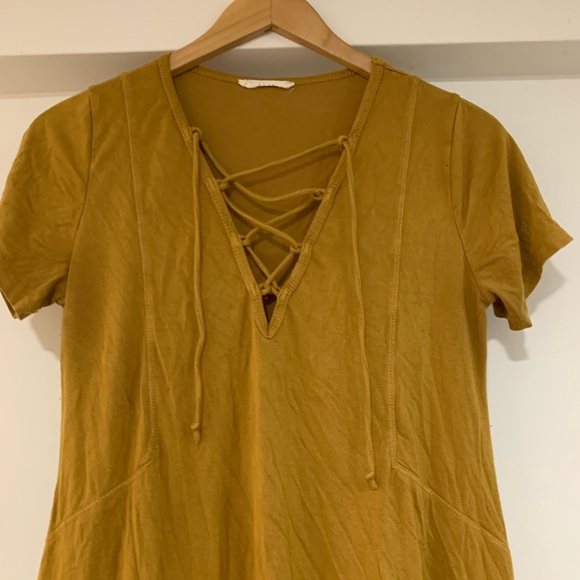 Lush mustard yellow chambray front tie dress - Picture 3 of 5